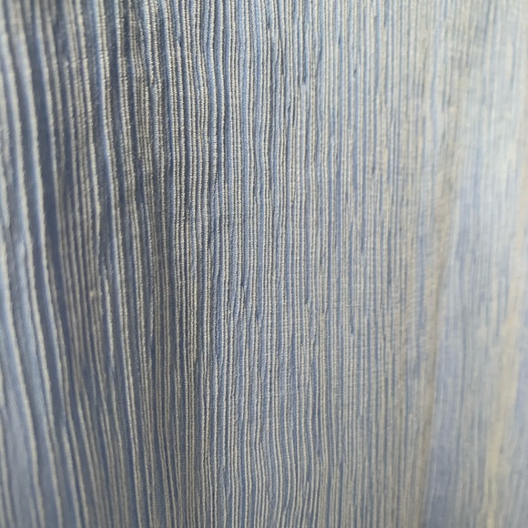 Ann Taylor tie blouse - Picture 2 of 8